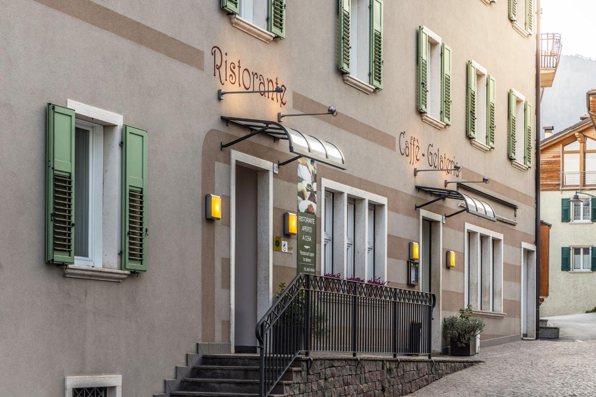 Albergo Tuenno Zewnętrze zdjęcie